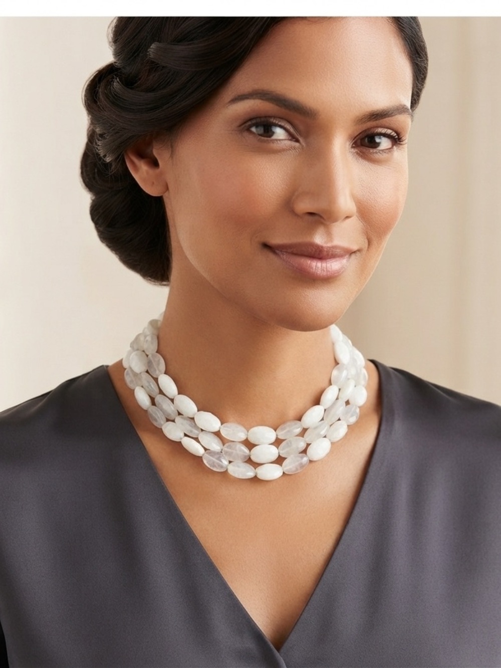 Vintage white multi-layer necklace featuring bold, chunky acrylic/agate